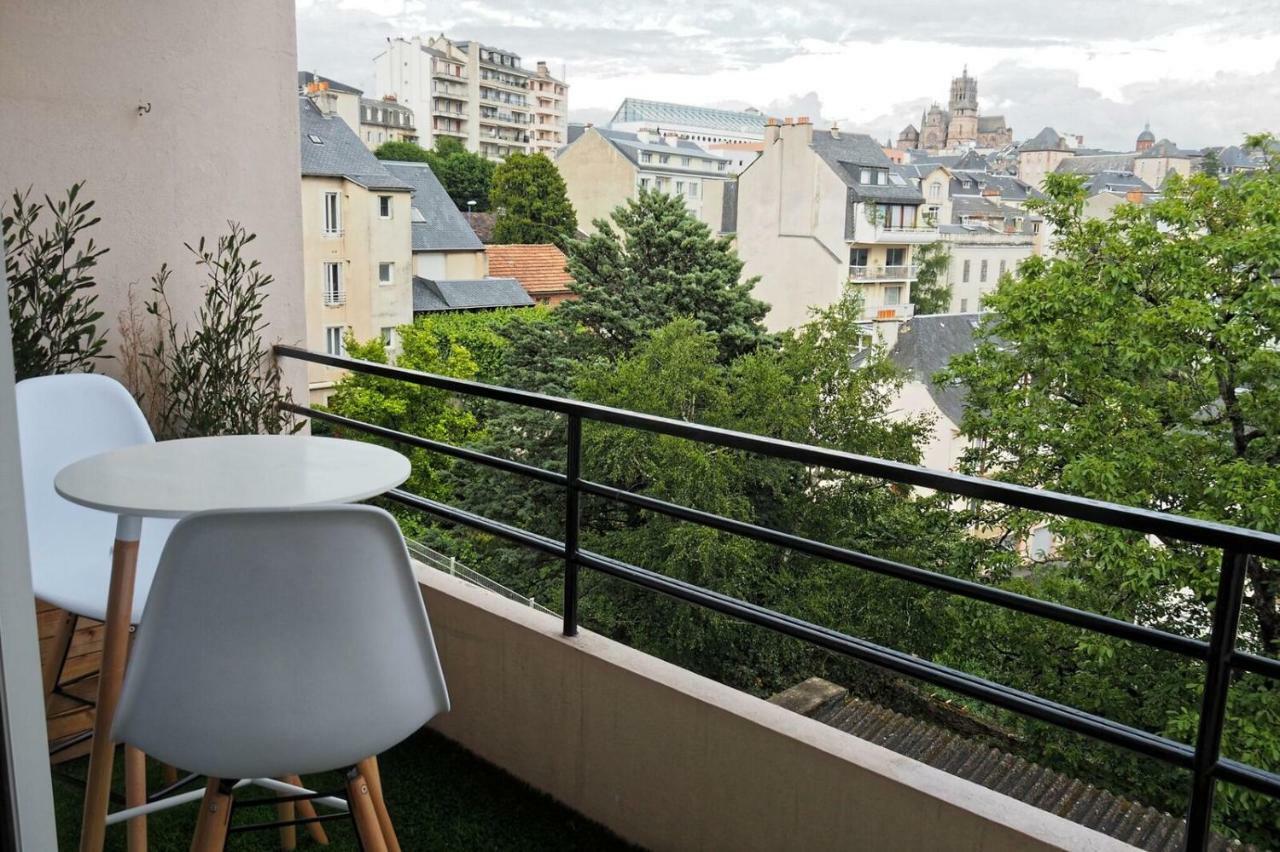 Paraire Rodez Buitenkant foto